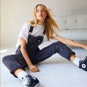 Free People Boyfriend Overalls, Black, size 30